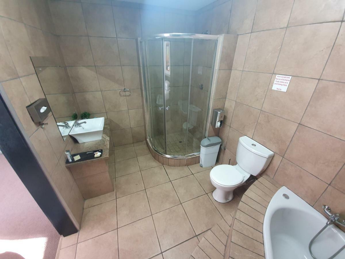 Leach Lodge Kuruman Esterno foto