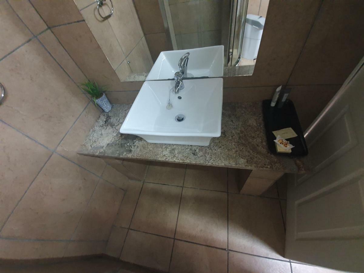 Leach Lodge Kuruman Esterno foto