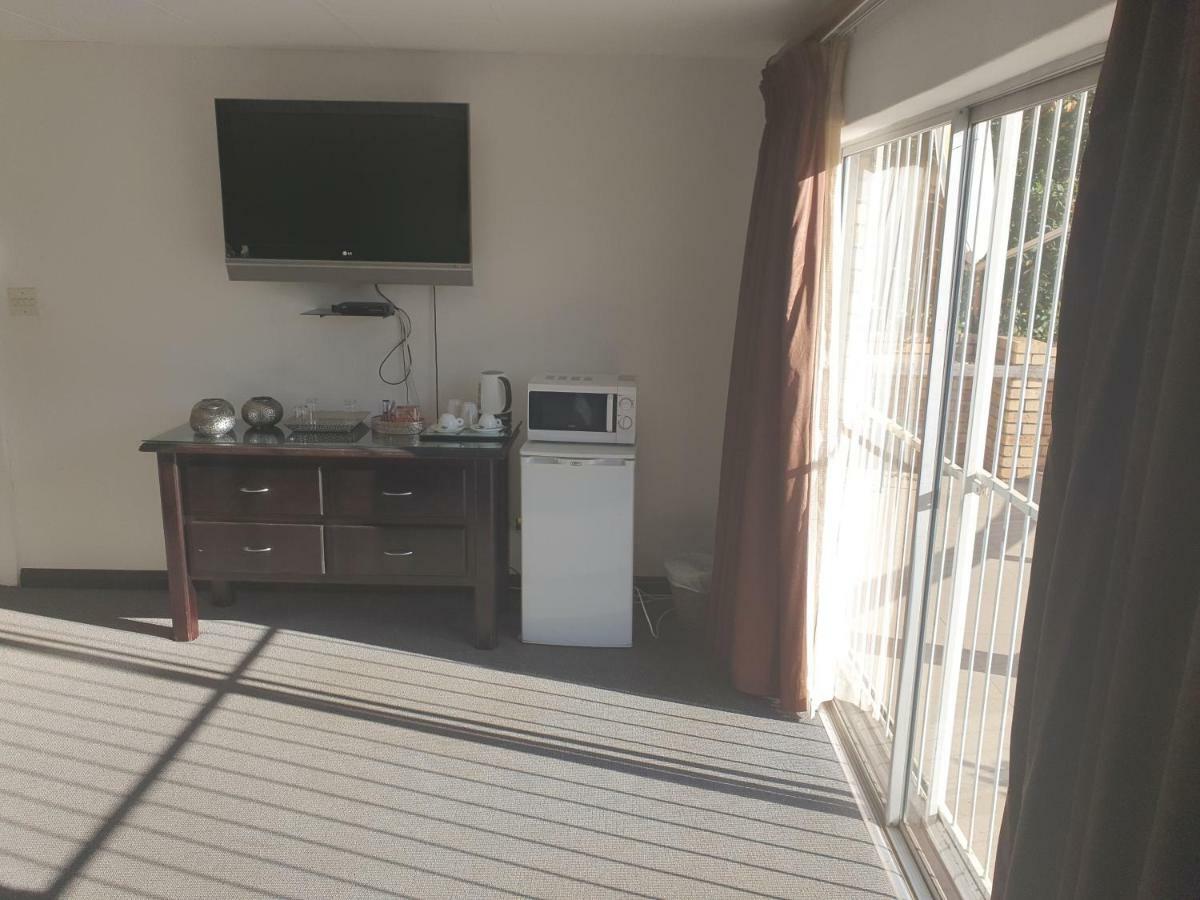Leach Lodge Kuruman Esterno foto