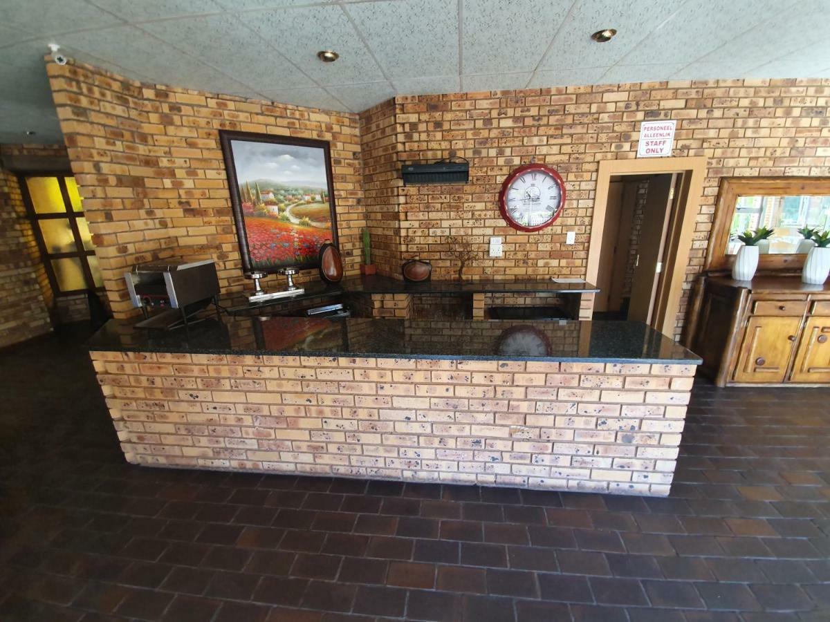 Leach Lodge Kuruman Esterno foto